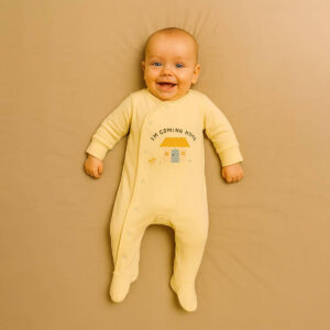 I’m Coming Home Printed Cute Newborn Sleepsuit